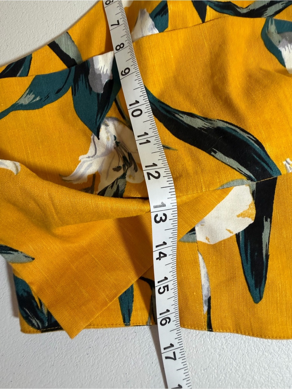 Leith Floral Tie Front Crop Top Women’s XXL Golden Yellow NWT - Picture 5 of 9